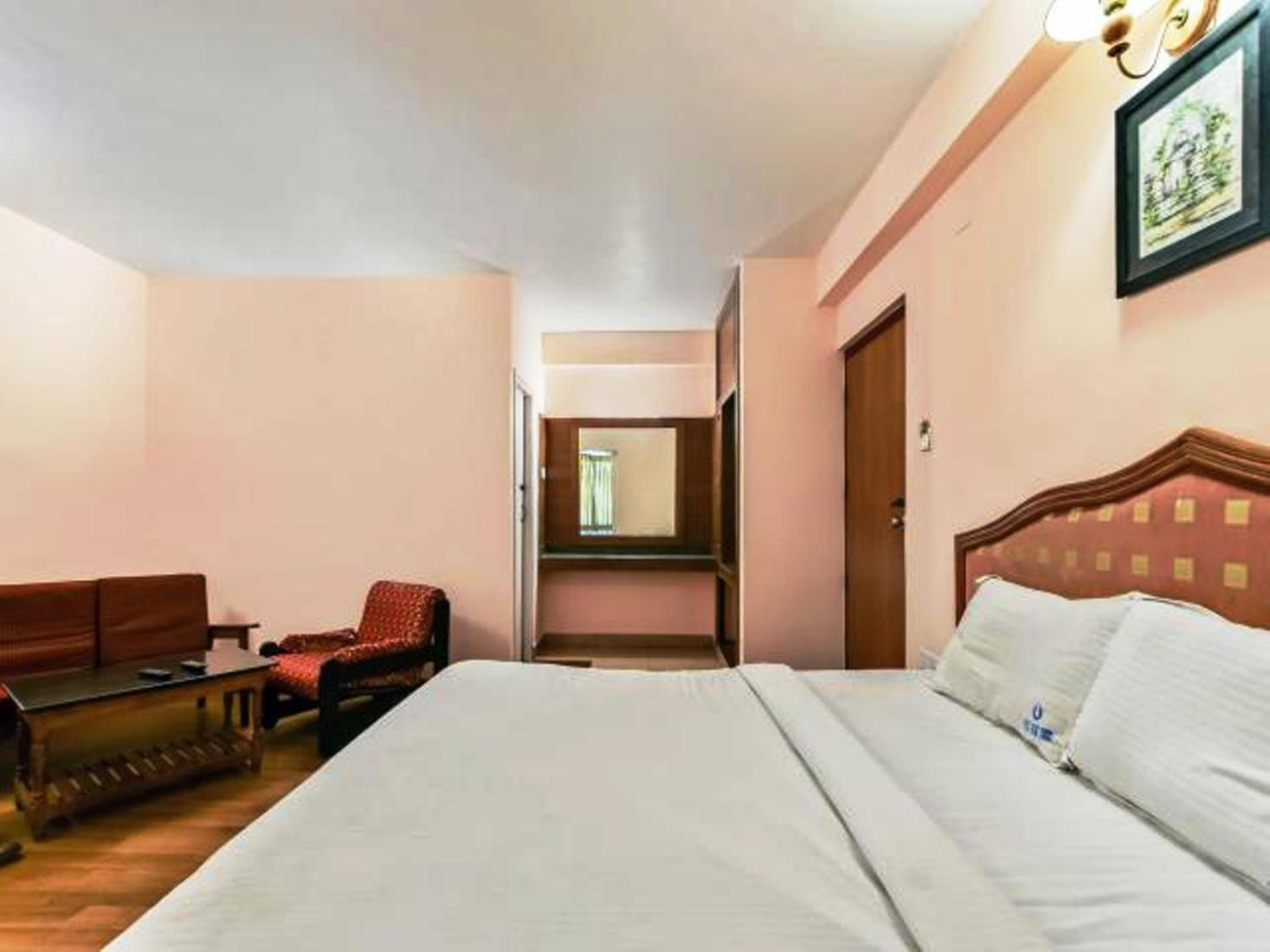 Hotel Blue Bird Ooty Exterior foto